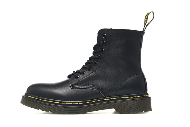 Dr. Martens 1460 Bottine en Cuir Noir Lisse Martin 6