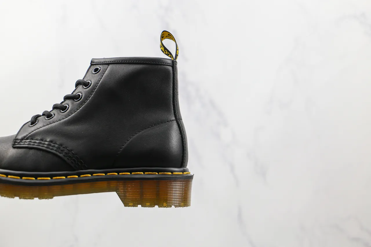 Dr. Martens 1460 Botas Martin de cuero negro liso con puntada amarilla 4
