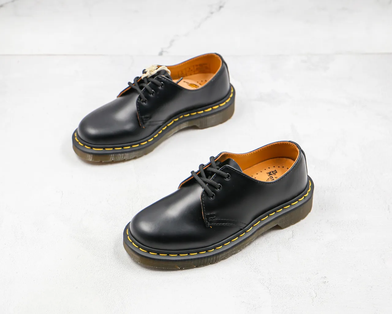 Dr. Martens 1461 Negro Amarillo Cuero Liso Tres Ojos Derby Cordones Oxford Zapatos 4