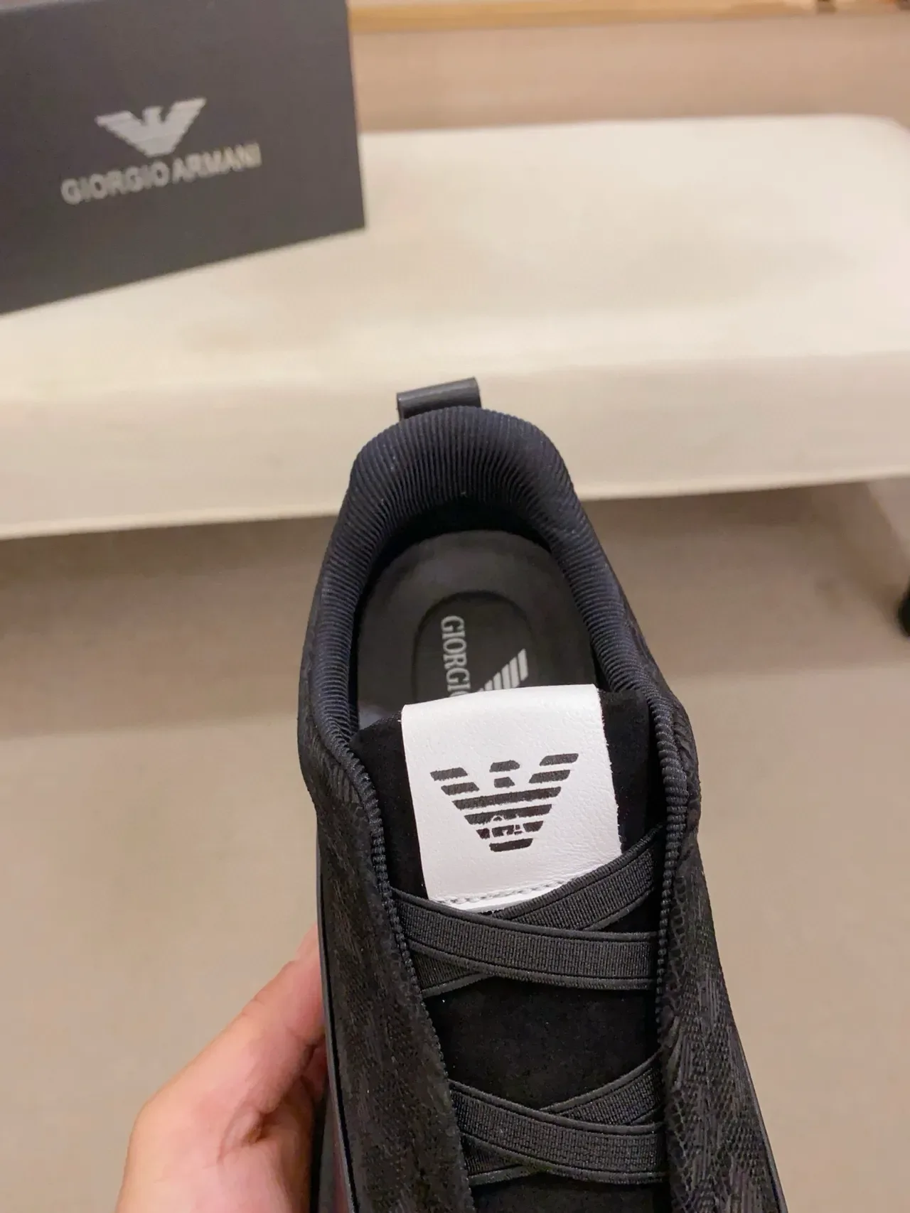 Emporio Armani Zapatillas lifestyle negras monocromáticas slip-on 7