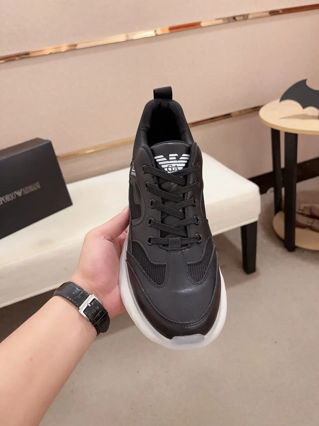 Emporio Armani EA7 黑色皮革网面生活运动鞋 2