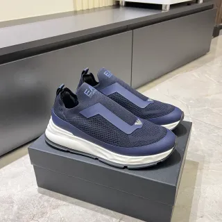 Emporio Armani Zapatillas Navy White con upper de punto y construcción slip-on