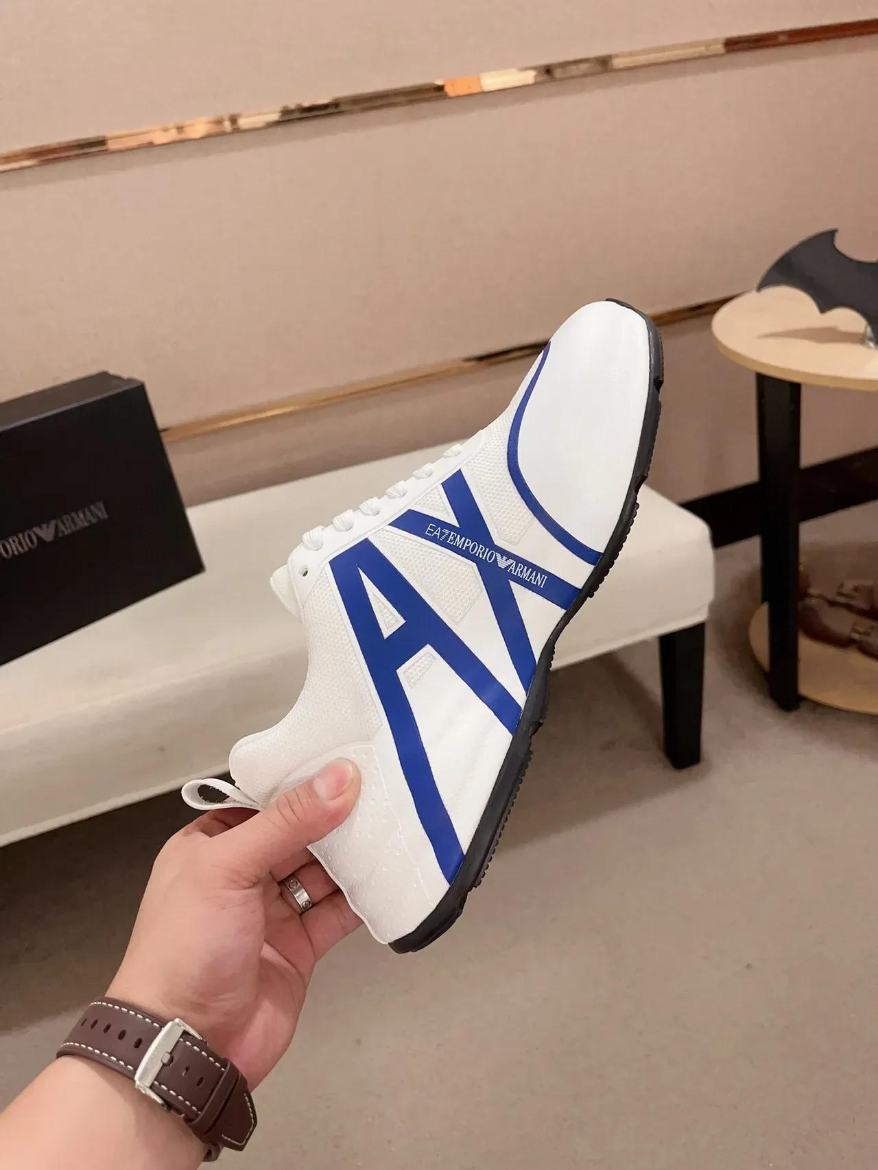 Emporio Armani Zapatillas Blancas Azules Malla Superior Bold A-Logo Rayas 5