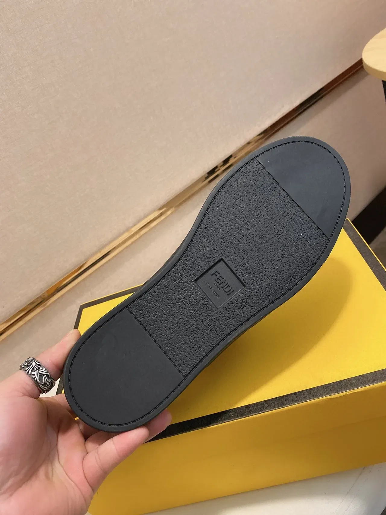 Fendi Black Yellow Low-Top Smooth Leather Upper Sneakers 2