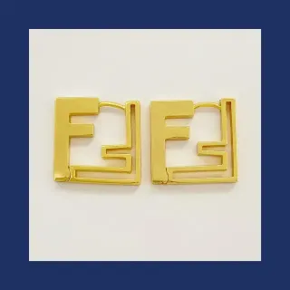 فيندي إف إف أقراط حلقية ذهبية Interlocking Logo