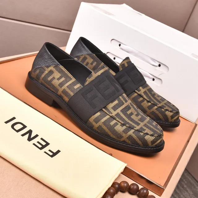 Fendi FF Loafer Marron et Noir Zucca Jacquard mocassins slip-on 4