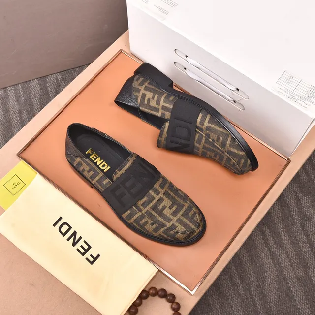 Fendi FF Loafer Marron et Noir Zucca Jacquard mocassins slip-on 8