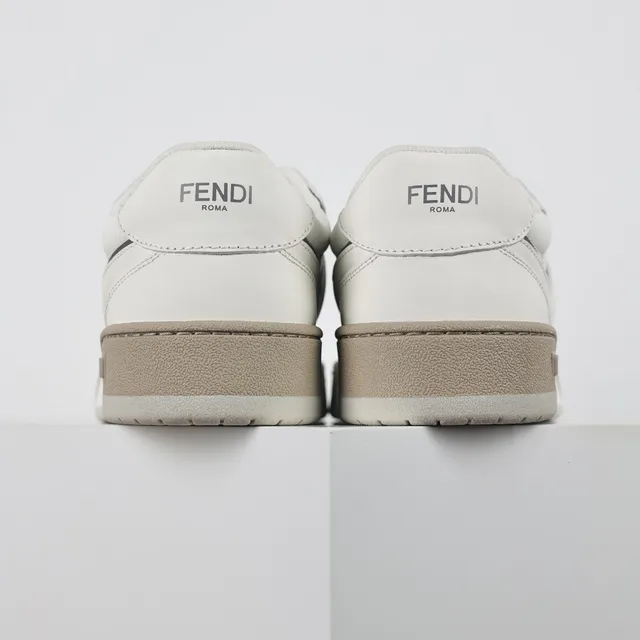 Fendi Lifestyle Sneaker Branco Bege Low-Top Couro Painel Lifestyle Sneakers 8