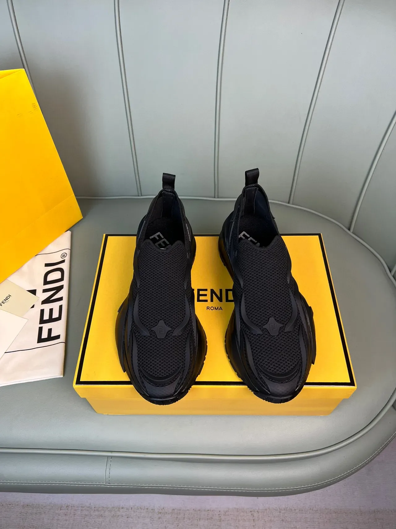 Fendi Speed Trainer Noir Slip-On Lifestyle Sneakers 8