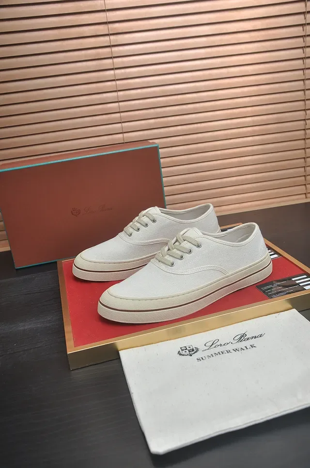 Tênis Low-Top Bege Marrom com Cadarço de Lona 4