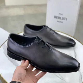 Berluti কালো মসৃণ চামড়া অক্সফোর্ড জুতো