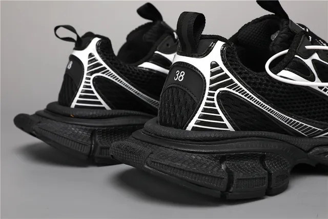 أسود وأبيض Phantom Sneaker Chunky Sneakers 2