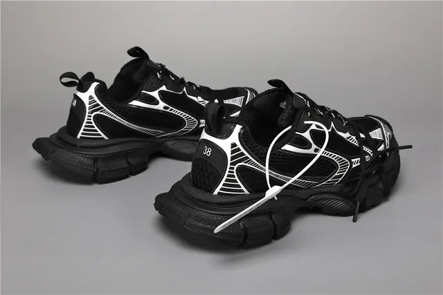 أسود وأبيض Phantom Sneaker Chunky Sneakers 3
