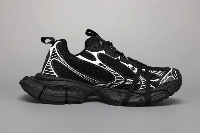 أسود وأبيض Phantom Sneaker Chunky Sneakers 8