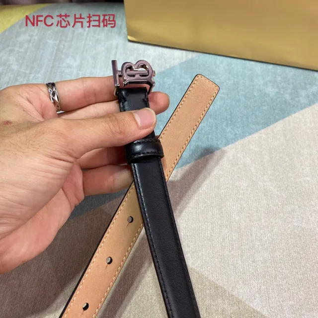 Black Beige Narrow Polished Metal Buckle Leather Belt 3