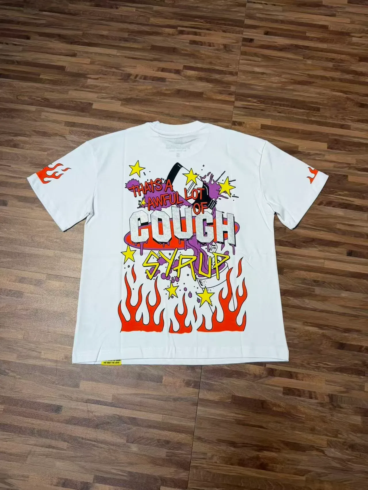 Black Graphic-Print Flame and Star Motif T-Shirt 5