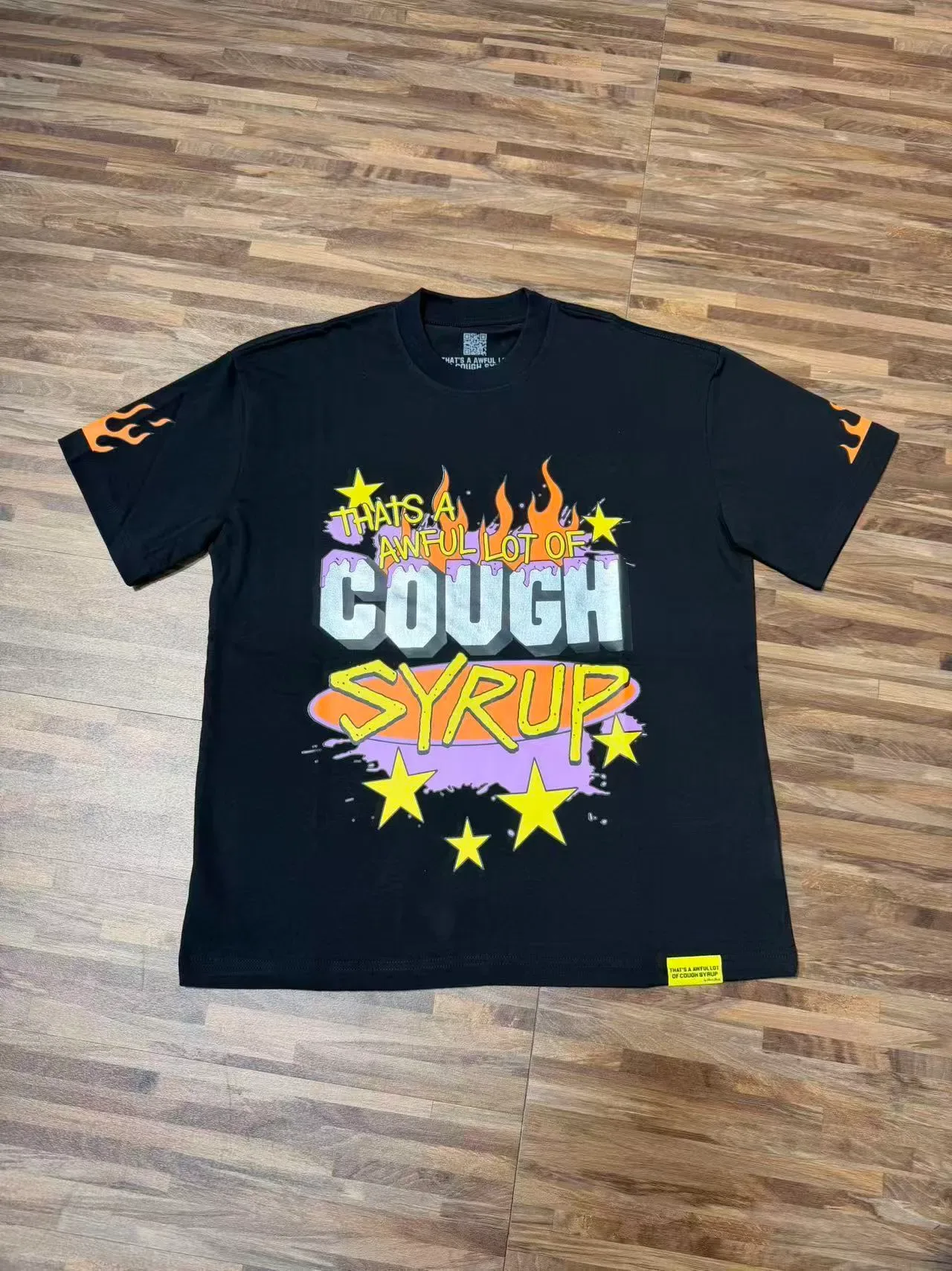 Black Graphic-Print Flame and Star Motif T-Shirt 6