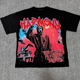 Camiseta negra con estampado gráfico de motivo de terror