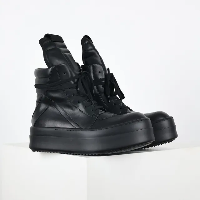 Bottines de cheville en cuir à plateforme noires 3