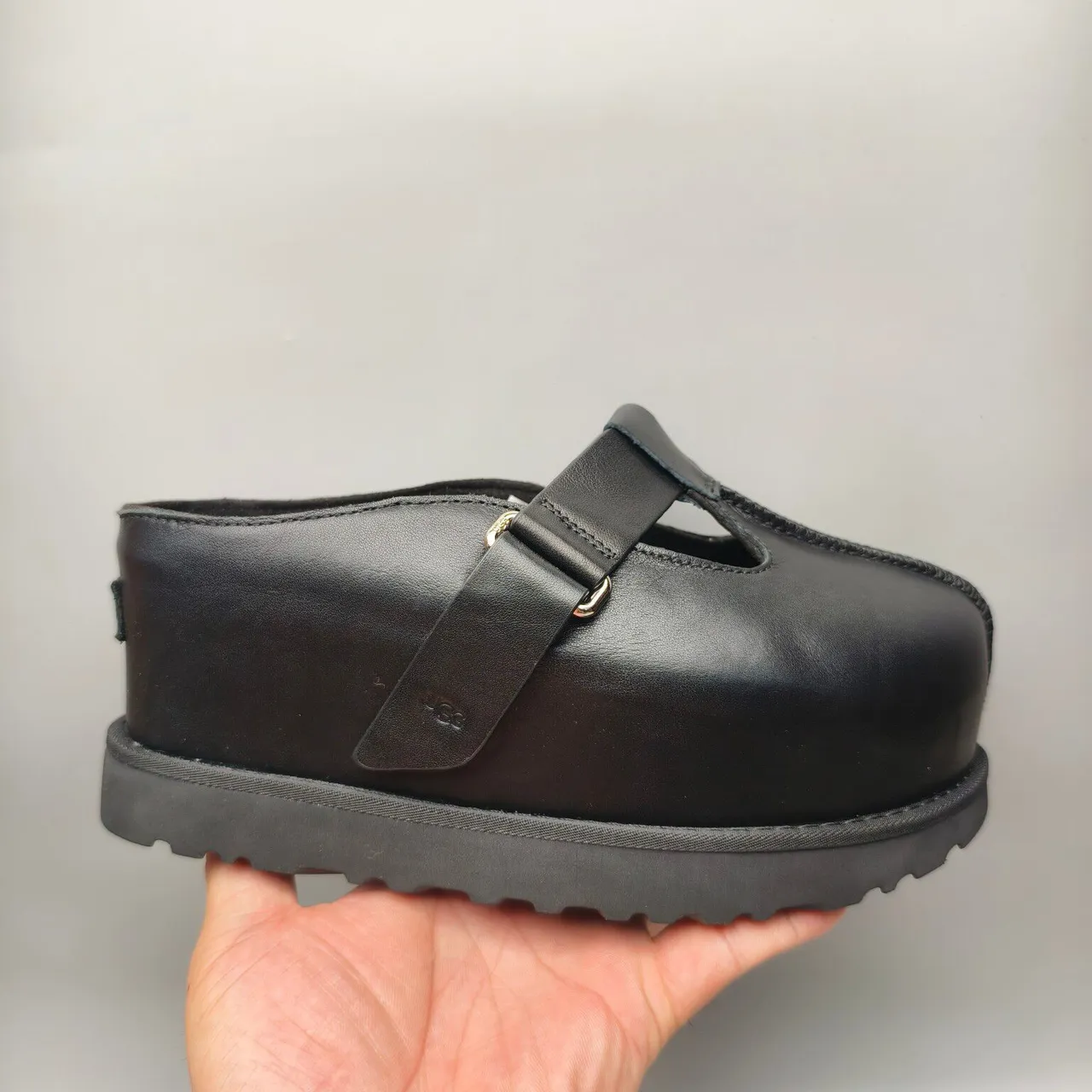 Black Leather T-Strap Buckle Platform Mary Jane Shoes 2