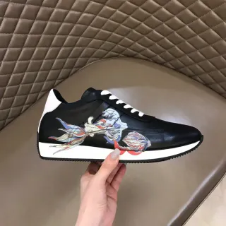 Sneakers negros multicolor con upper de cuero low-top y silueta