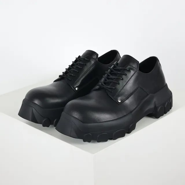 Black Oversized Platform Oxford Shoes 2