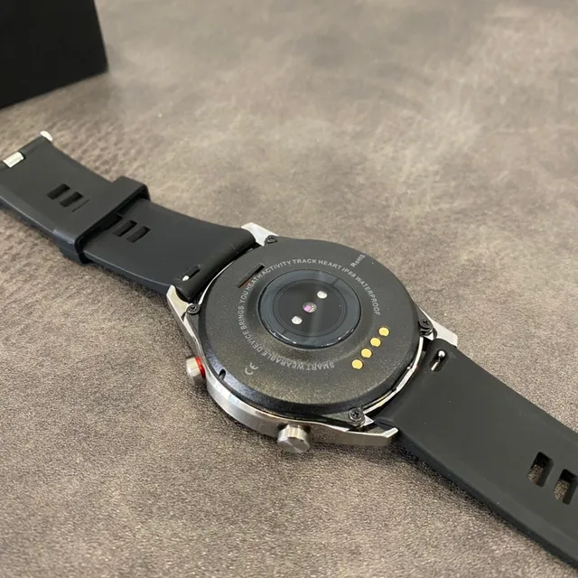 Black Silver Round Digital Display Vented Silicone Strap Sports Watch 7
