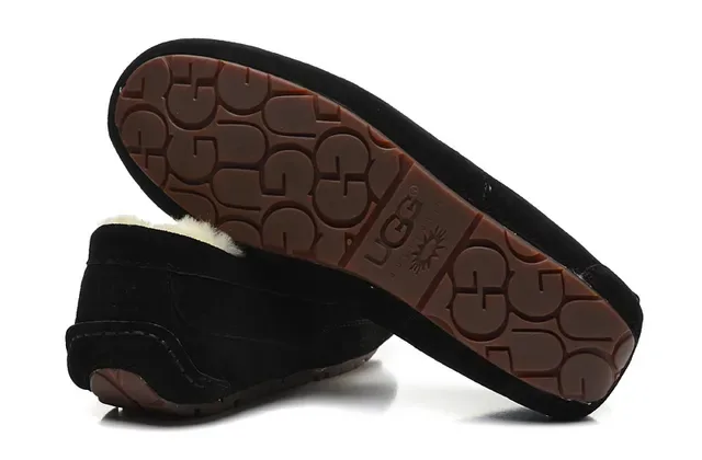 Loafers de camurça preta forrados com shearling, moccasins costurados, slip-on 7
