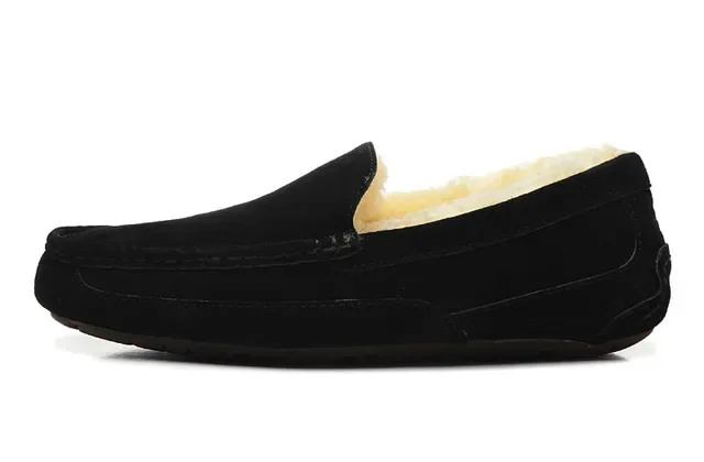 Loafers de camurça preta forrados com shearling, moccasins costurados, slip-on 12