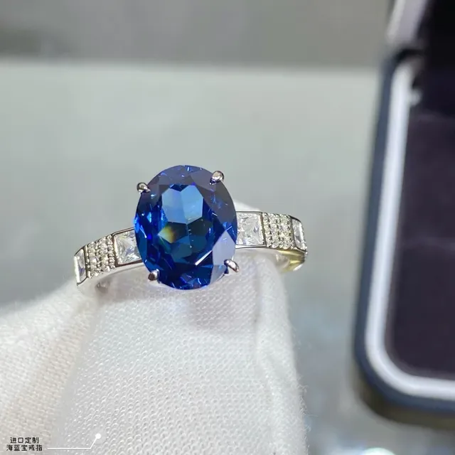 Blue Silver Oval-Cut Central Gemstone Pavé-Set Side Accents Ring 8