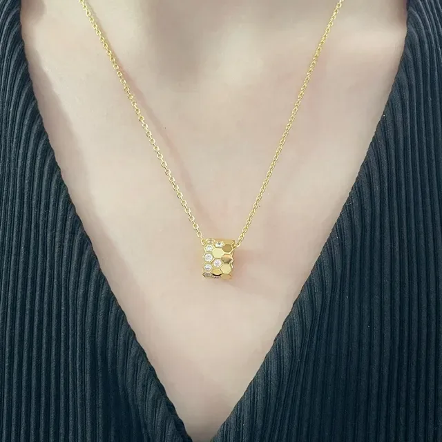 Chaumet Bee My Love Honeycomb Pavé Pendant Necklace 7