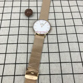 Daniel Wellington गोल्ड व्हाइट न्यूनतम डायल जाली कलाई क्वार्ट्ज घड़ी