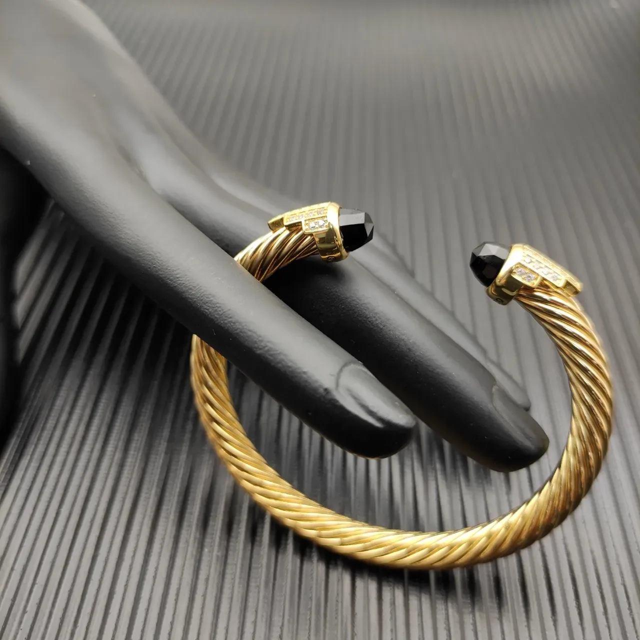 David Yurman Cable Classic Pulseira Ouro Preto Terminal Pedra Facetada Twisted 4