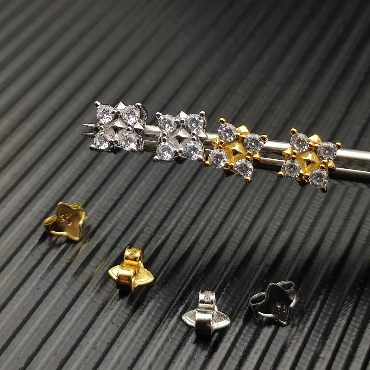 David Yurman Geometric Cluster Stud Earrings 4