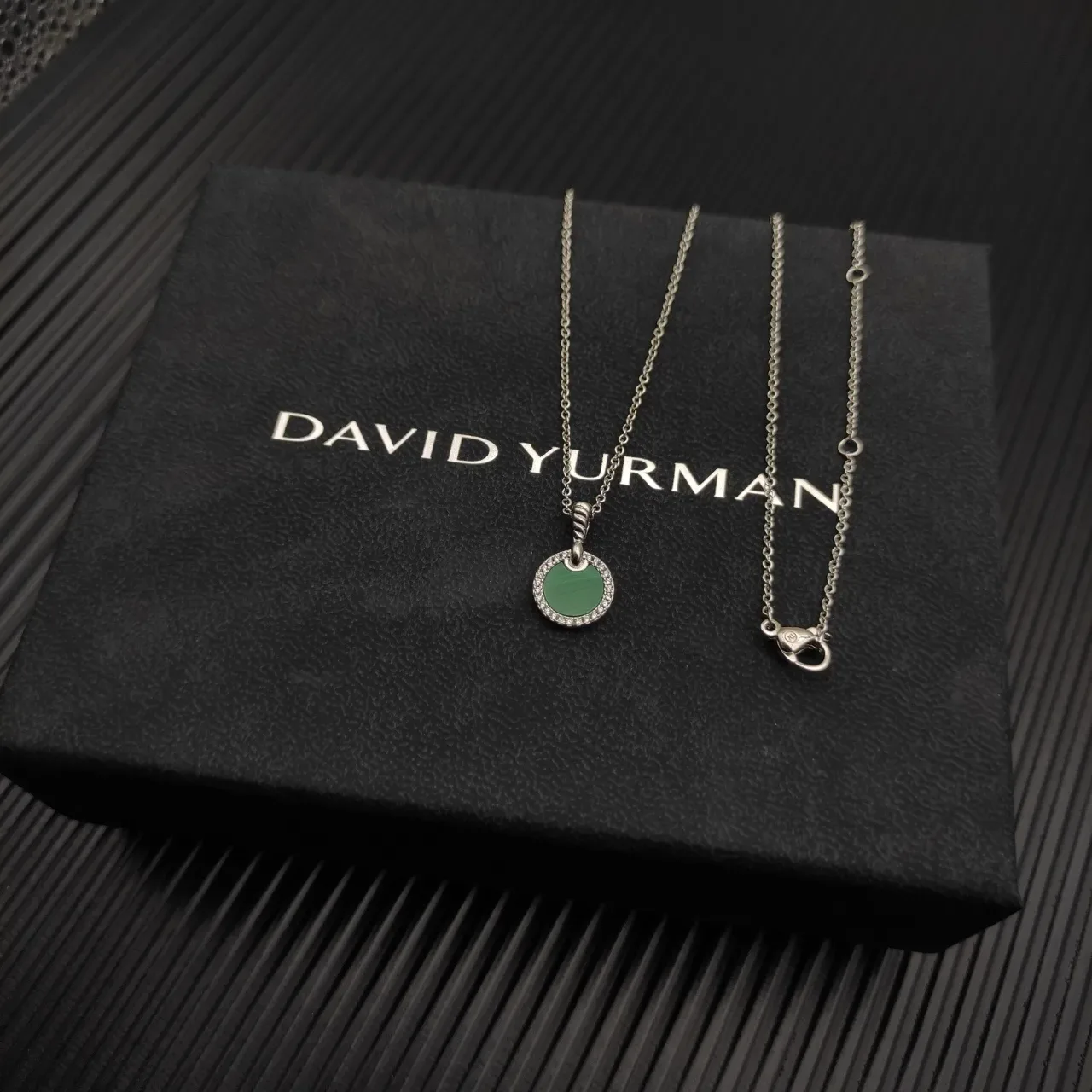 David Yurman Colgante Circular de Disco Verde Plata Halo de Diamantes Pavé 6