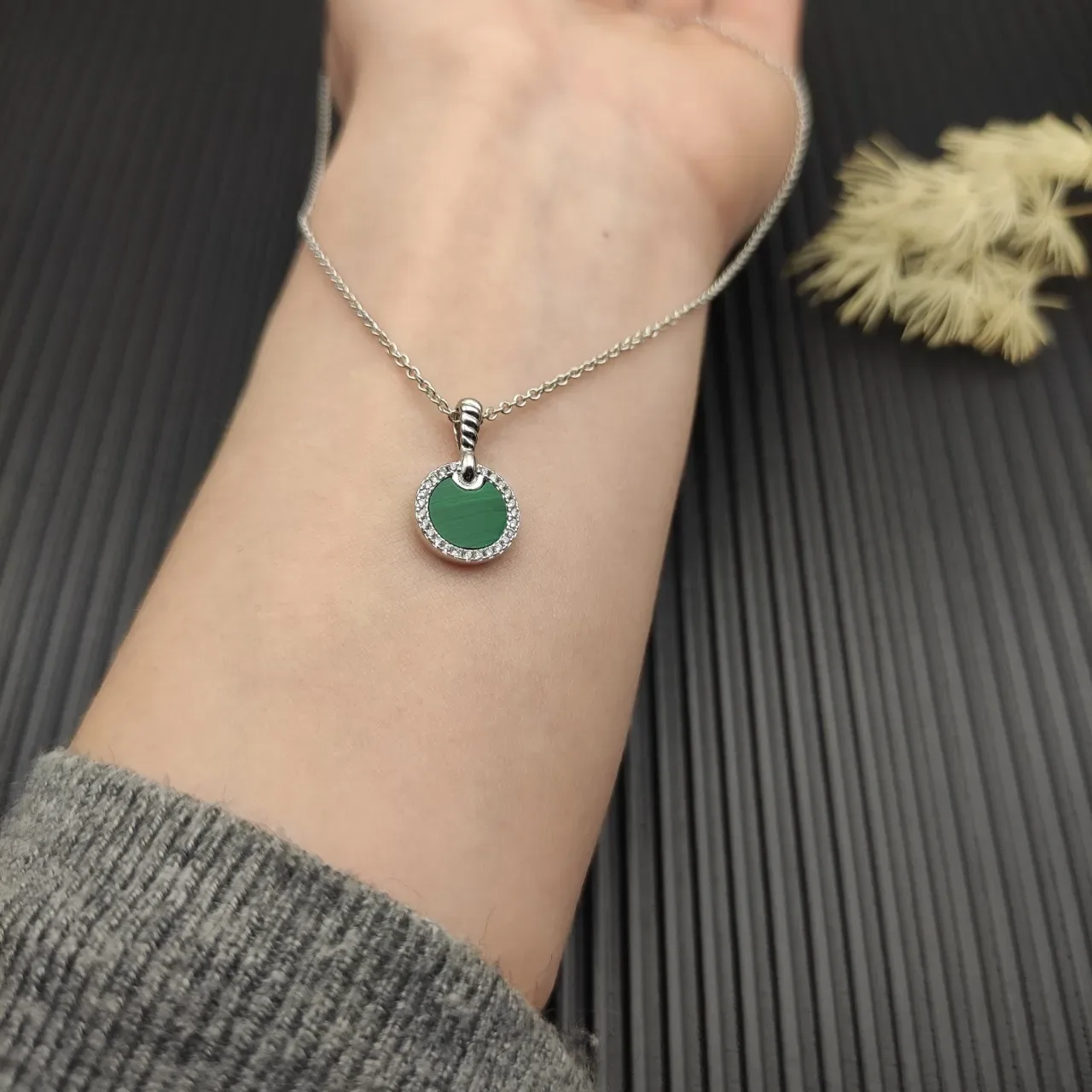 David Yurman Colgante Circular de Disco Verde Plata Halo de Diamantes Pavé 7