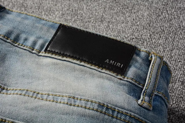 Distressed Slim-Fit Medium-Wash Blue Jeans 15