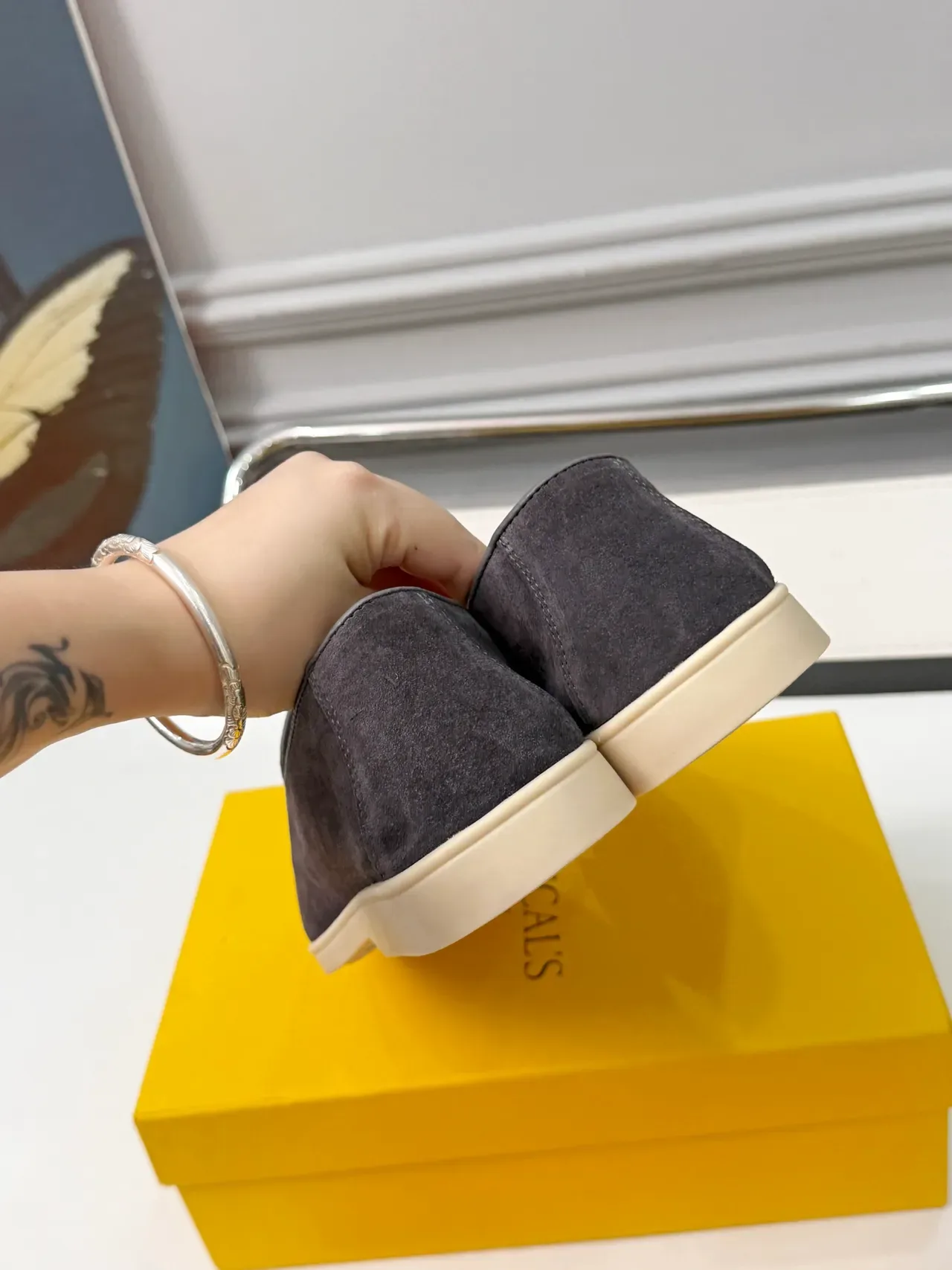 DOUCAI'S Gray Yellow Suede Upper Moc-Toe Stitching Loafer 3