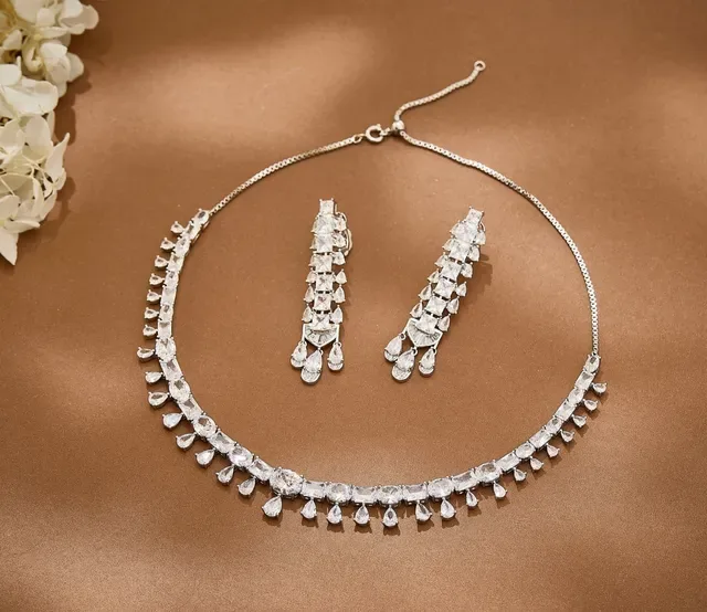 Emerald-Cut Green and Teardrop White Stone Fringe Necklace 4