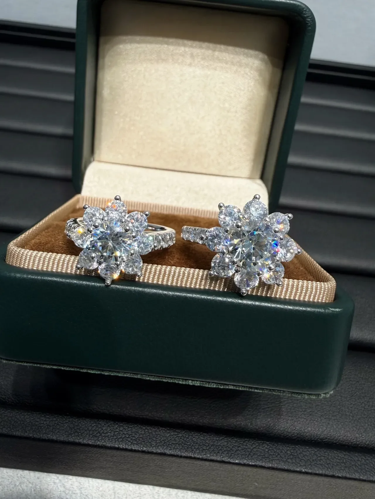Floral Cluster Multi-Stone Silver-Toned Ring 8