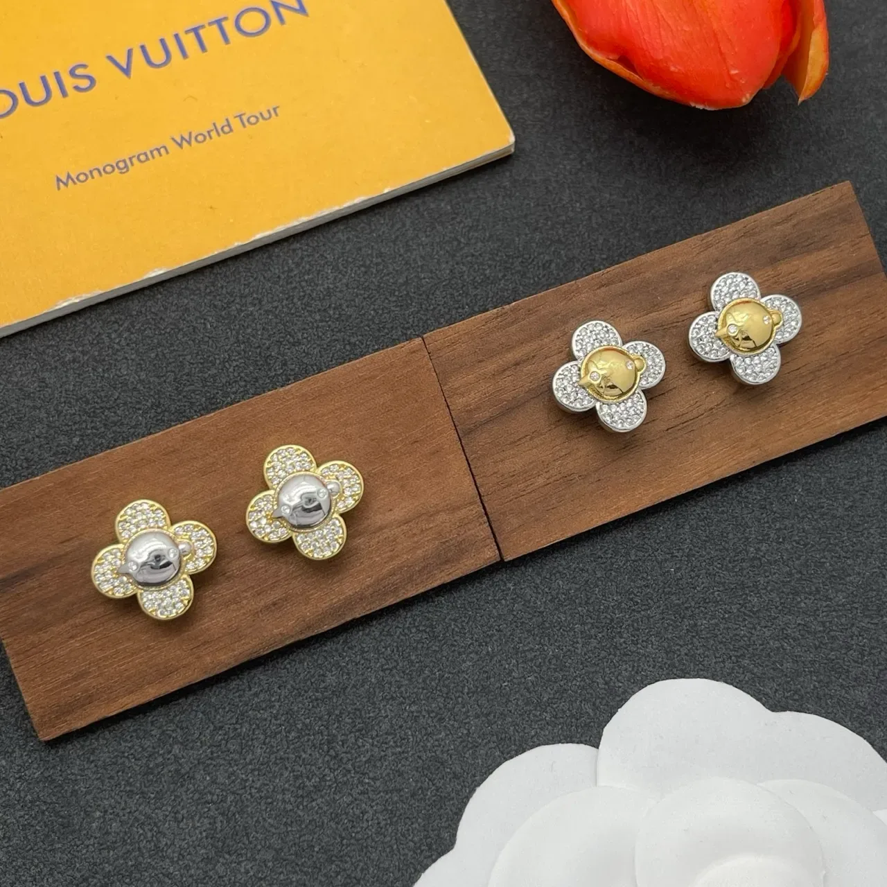 Flower-Shaped Pavé Two-Tone Gold and Silver Earrings 2