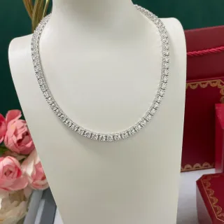 সম্পূর্ণ পাভড চ্যানেল-সেট বর্গাকার-কাট স্টোন নেকলেস