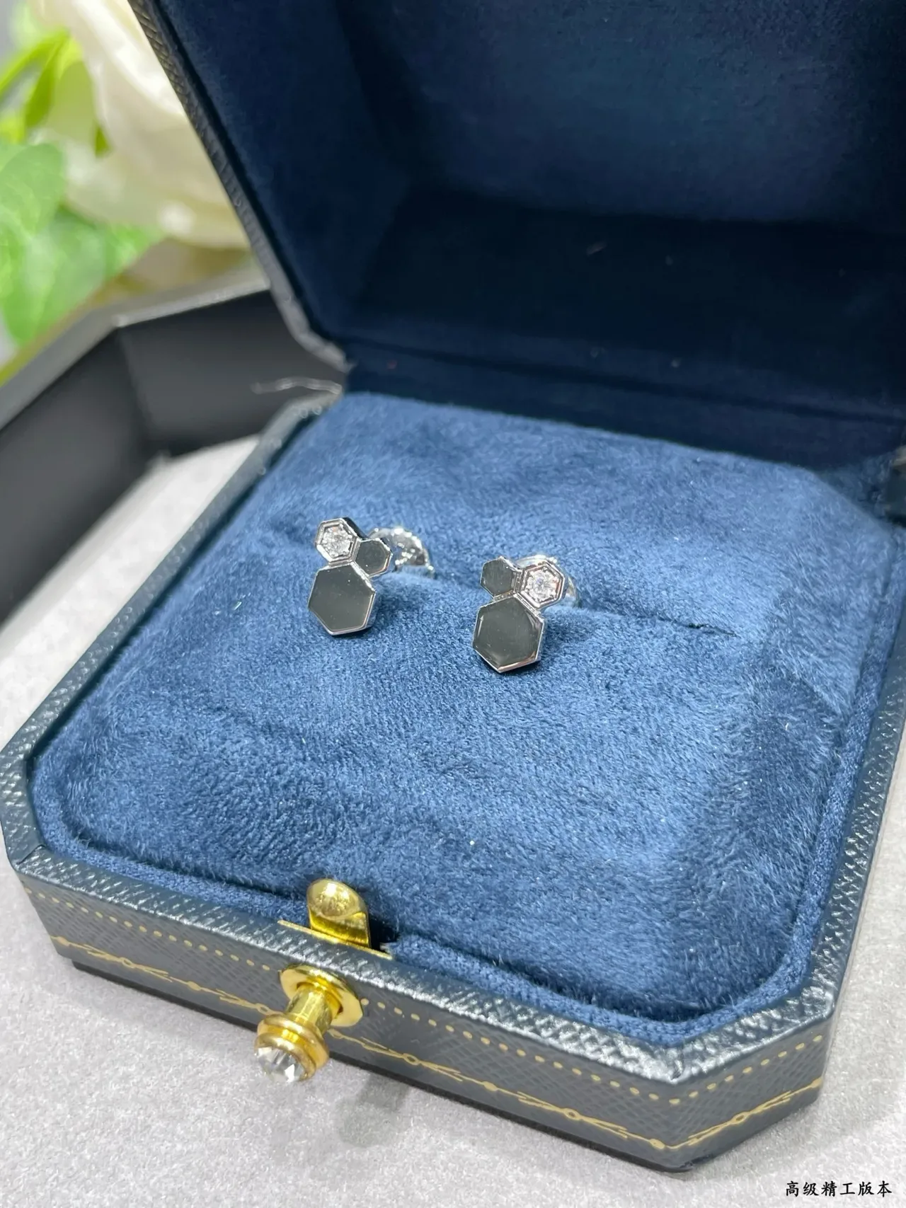 Geometric Hexagonal Gold-Tone Stud Earrings 6