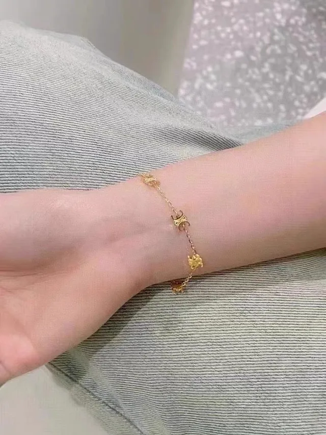 সোনার চেইন পাঁচটি সজ্জিত লিঙ্ক ব্রেসলেট 3