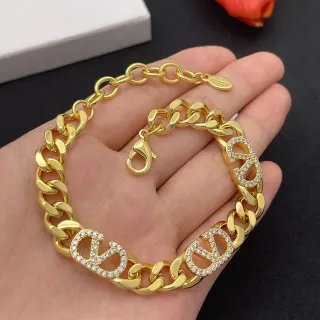 سوار سلسلة كيرب سميكة ذهبي فضي Pavé-Crystal Logo Charms