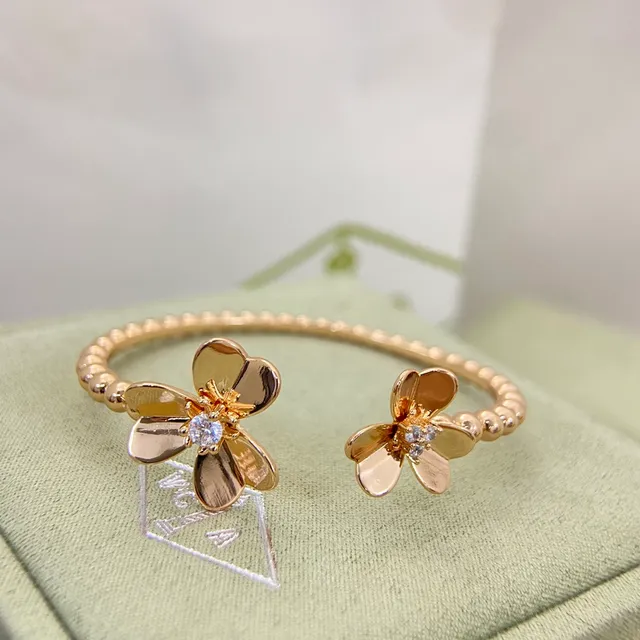 Gold Silver Flower-Shaped Five-Petal Ring 8