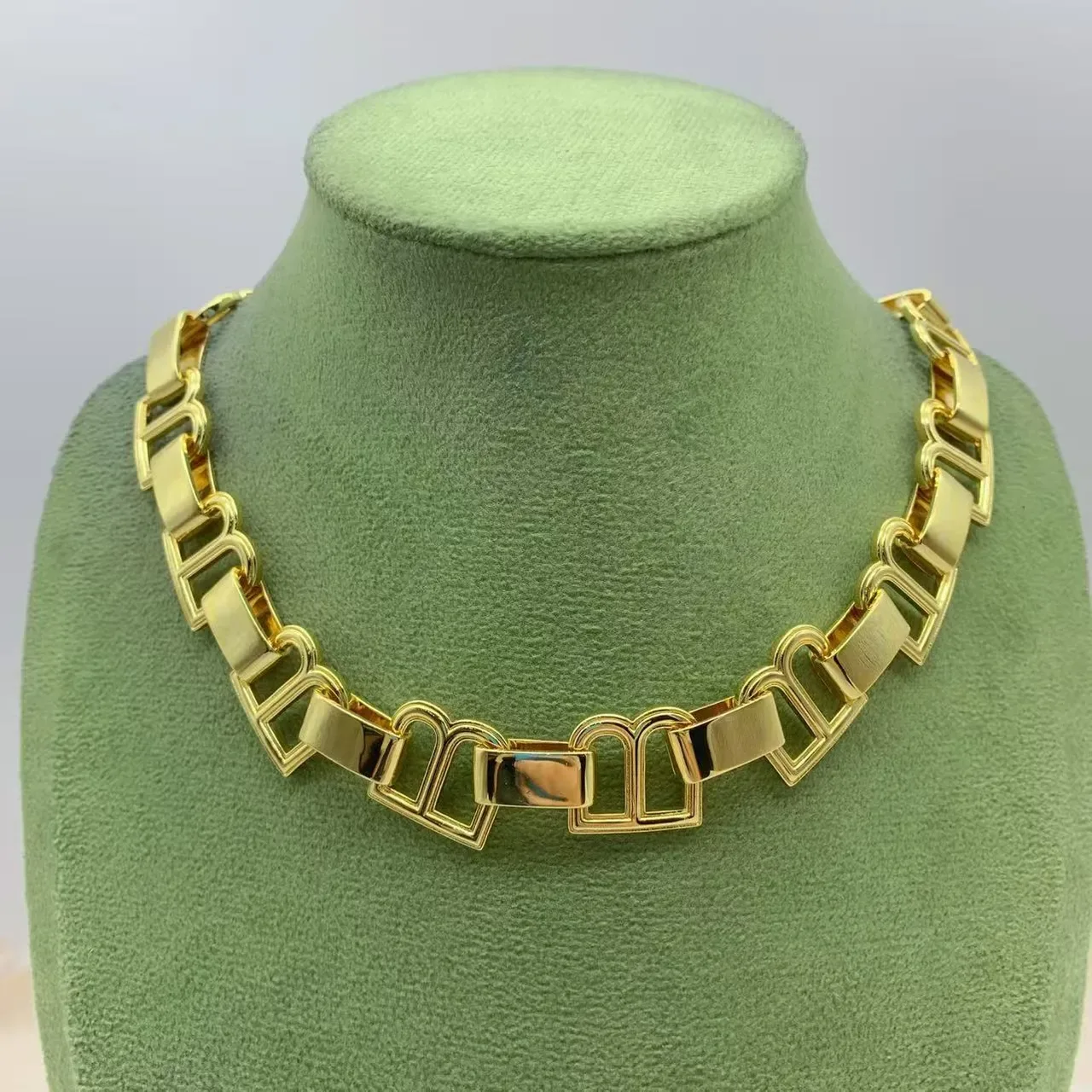 Gold-Tone Geometric Link Bracelet 2
