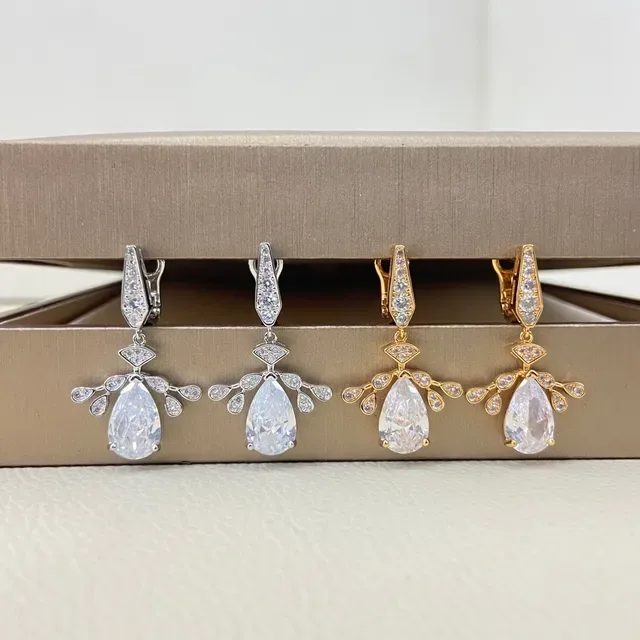 Gold Transparent Pear-Shaped Central Stone Earrings 4