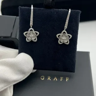 Graff أقراط قطرة Floral Pavé