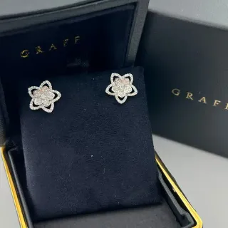Graff أقراط Stud بشكل زهرة Pavé-Set